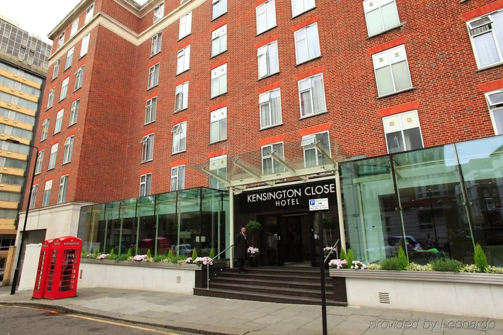 Holiday Inn London Kensington High St. by IHG