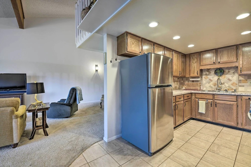 Pagosa Springs Townhome w/ Mountain Views!