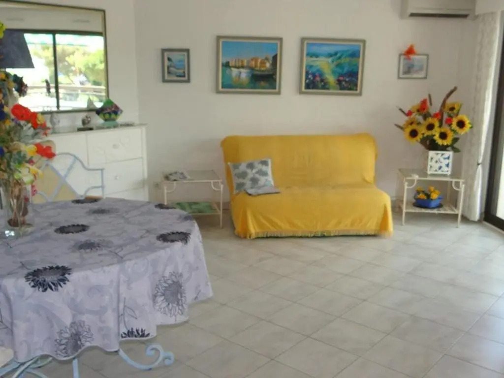 Appartement Cavalaire-sur-Mer, 3 pièces, 4 personnes - FR-1-100-230