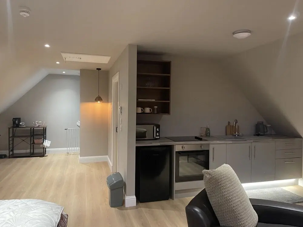 Fabulous Open Plan Studio Retreat - Cowdenbeath