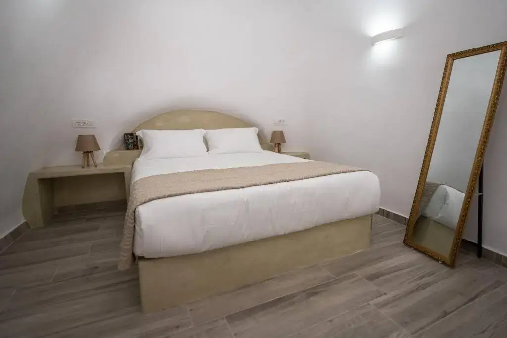 Vivid Caves 1 bedroom Cavehouse