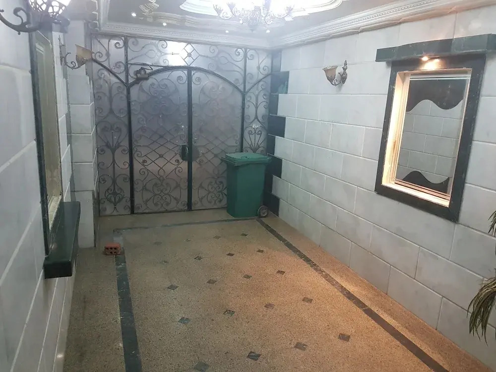 Unique Flat