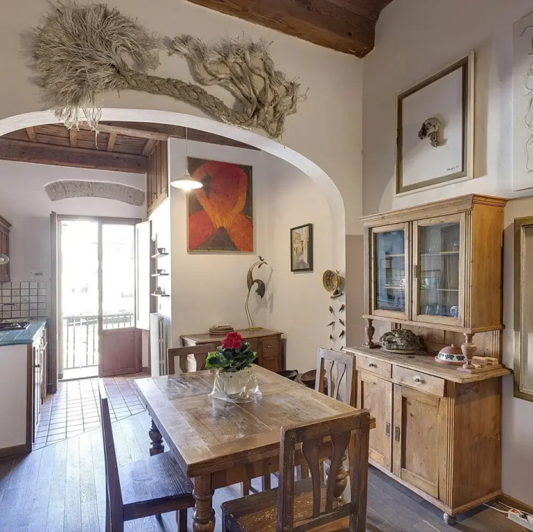Mezzo 24 in Firenze With 2 Bedrooms and 1 Bathrooms