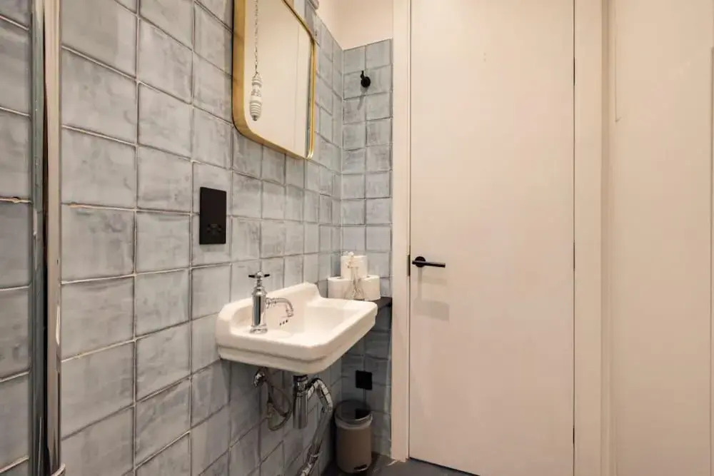 The Camden Arms - Bright and Charming 2bdr Flat