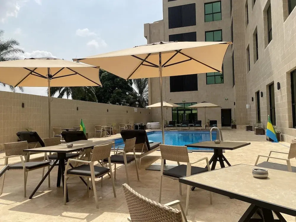 STAR LAND HOTEL BASTOS