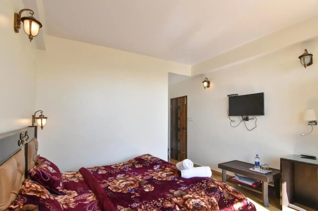 Dhanlaxmi Apartments