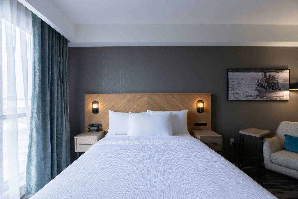 Sandman Signature Dartmouth Hotel & Suites