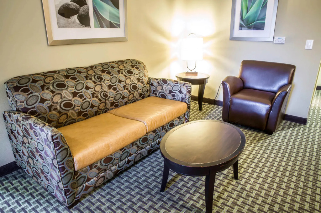 Comfort Suites New Bern near Cherry Point