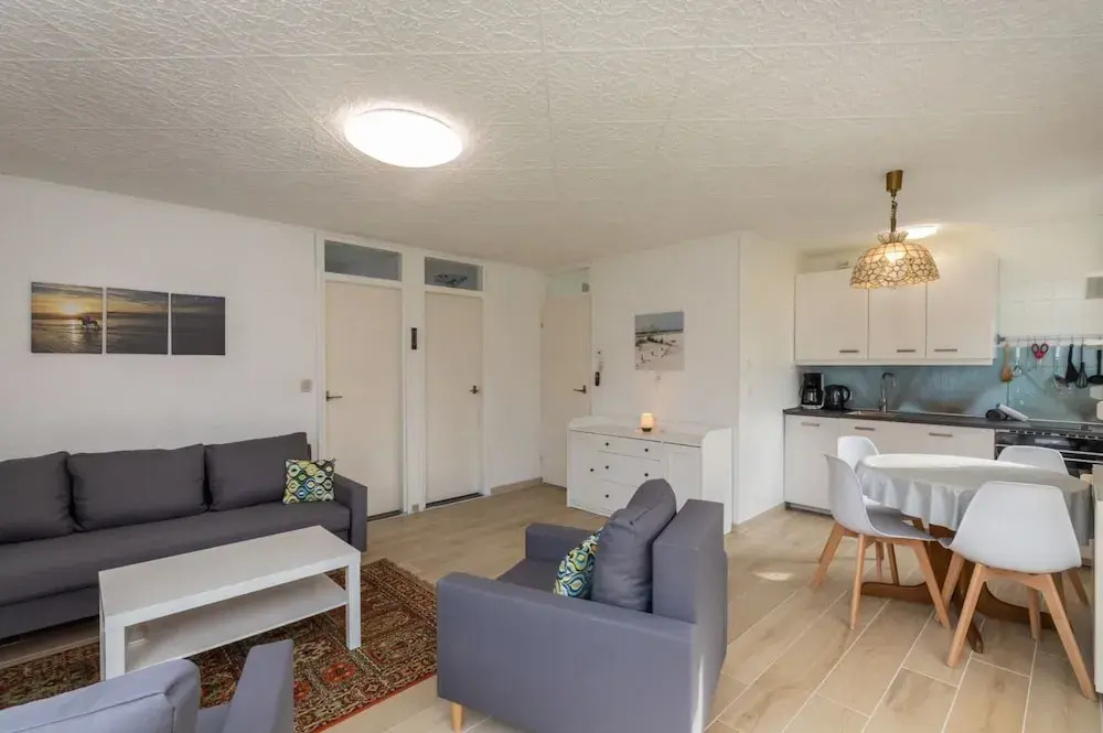 Holiday Home near Veerse Meer with Garden