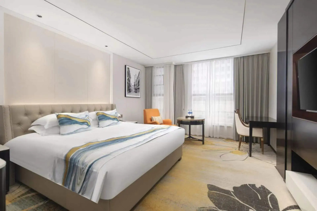 Zhenbao Holiday Hotel (Nanjing Olympic Sports Center)