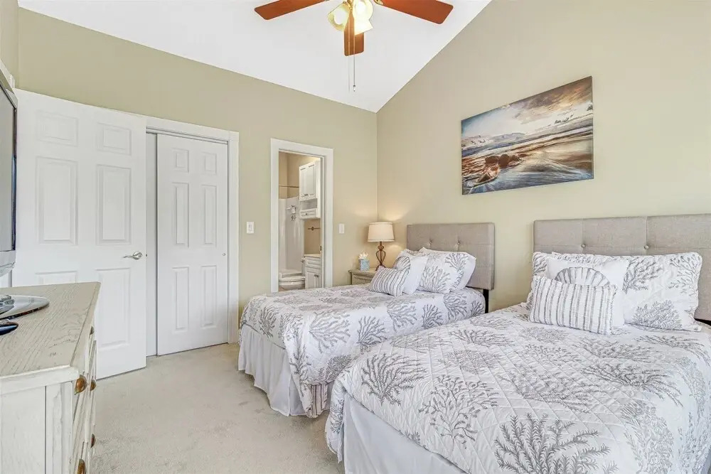 Myrtlewood 304-4713 Escape!