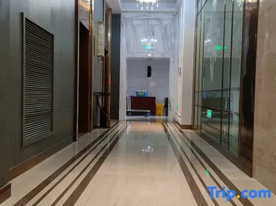 Vienna International Hotel (Kashgar Dongcheng Xiaoyalang Wetland Park Branch)
