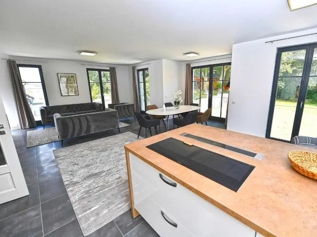Villa LEVANTE in Binz - Penthouse mit Kamin, Sauna, Seeblick