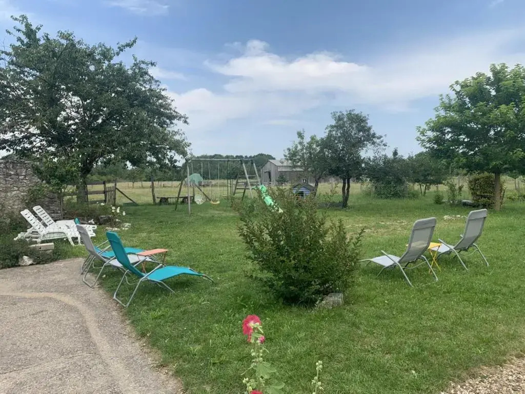 Gîte Mont-prés-Chambord, 6 pièces, 15 personnes - FR-1-491-304