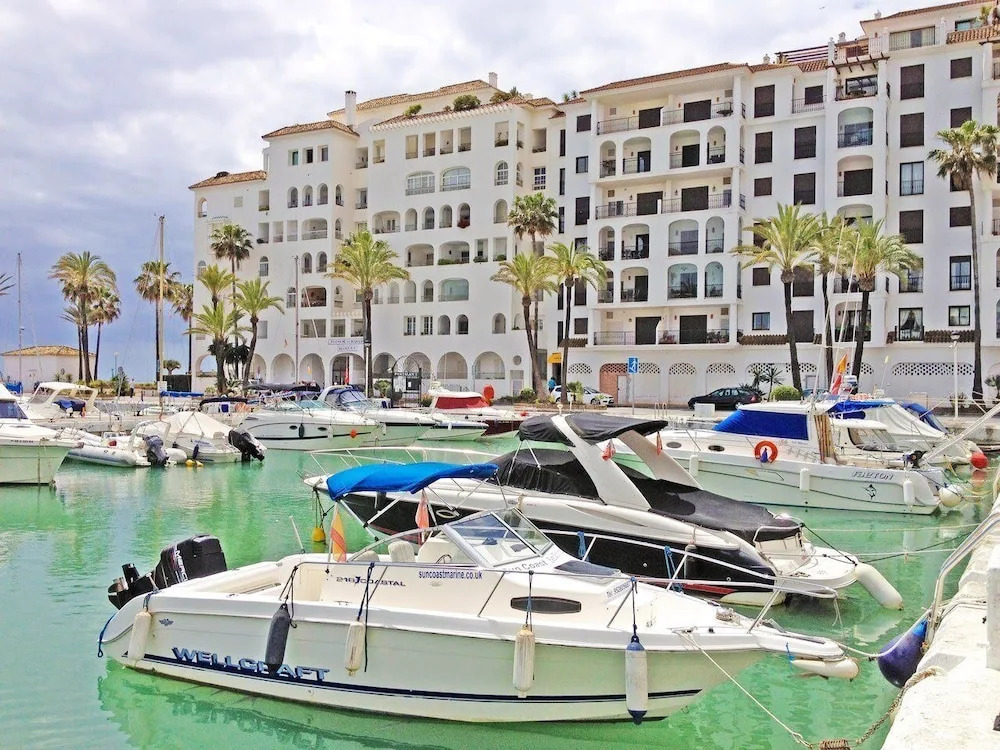 Apartment Marina Real port and sea view