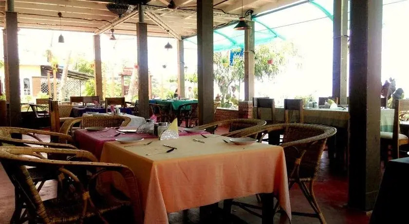 Hillview Beach Resort