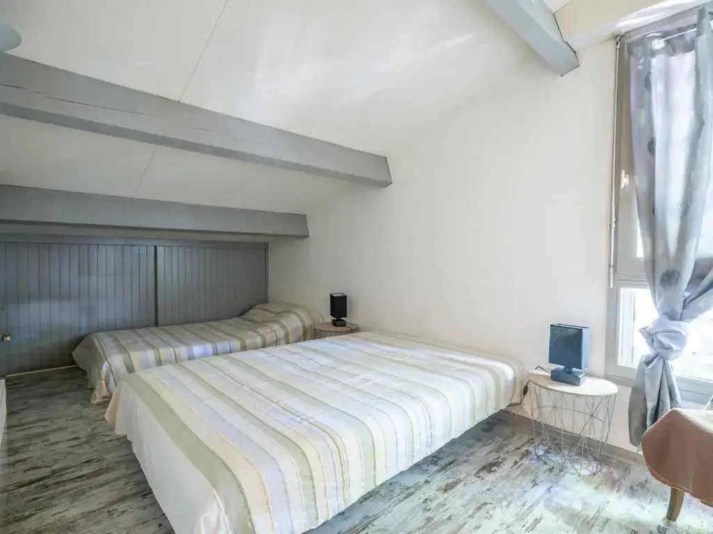 Maison T3, jardinet clos, proche lac de Biscarrosse, 4/5 pers, au calme et parking inclus - FR-1-521-33