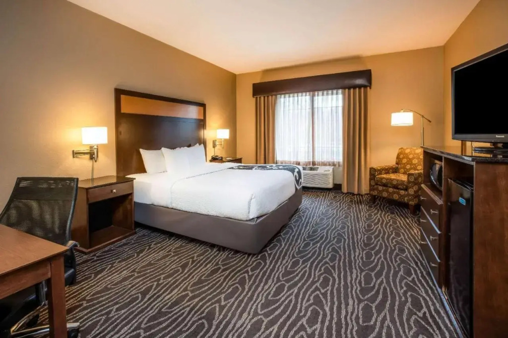 La Quinta Eugene #433