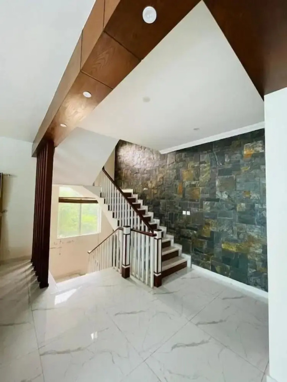 IVY Guest House