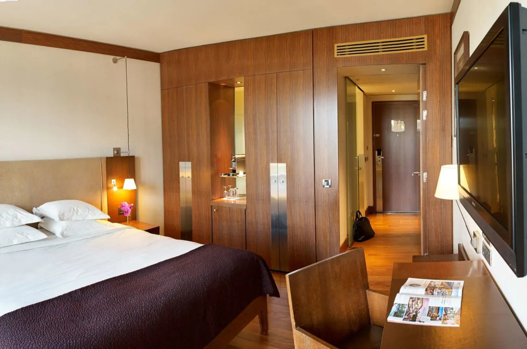 Grand Hôtel Champs-Elysées