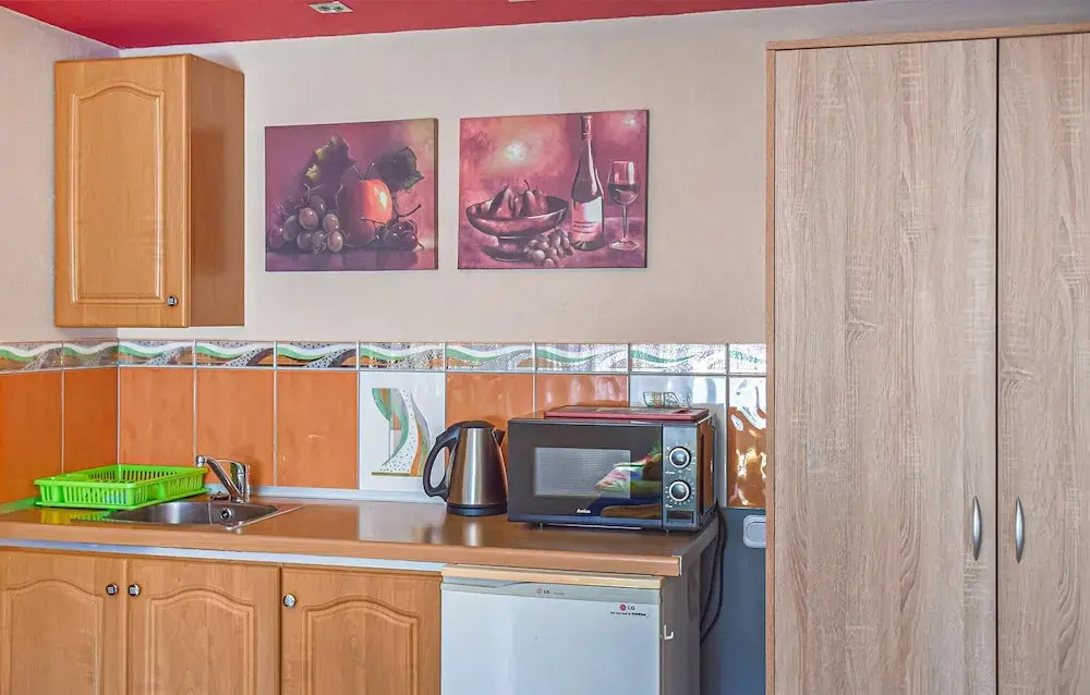 Stunning Apartment in Darlówko With Wifi