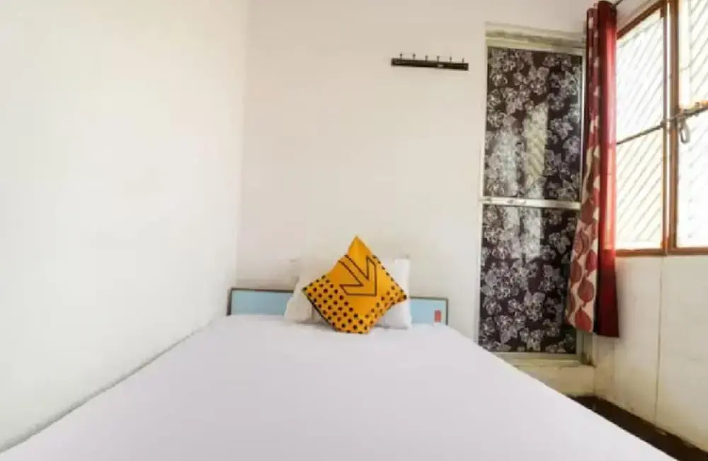 Hotel Radiant Azamgarh