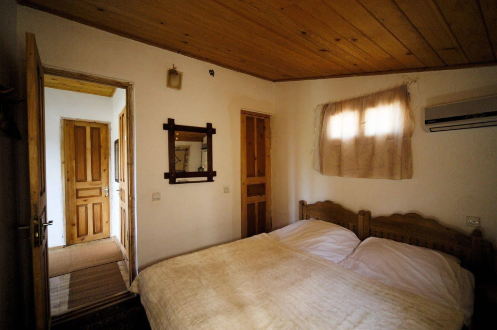 Guest House Gallery