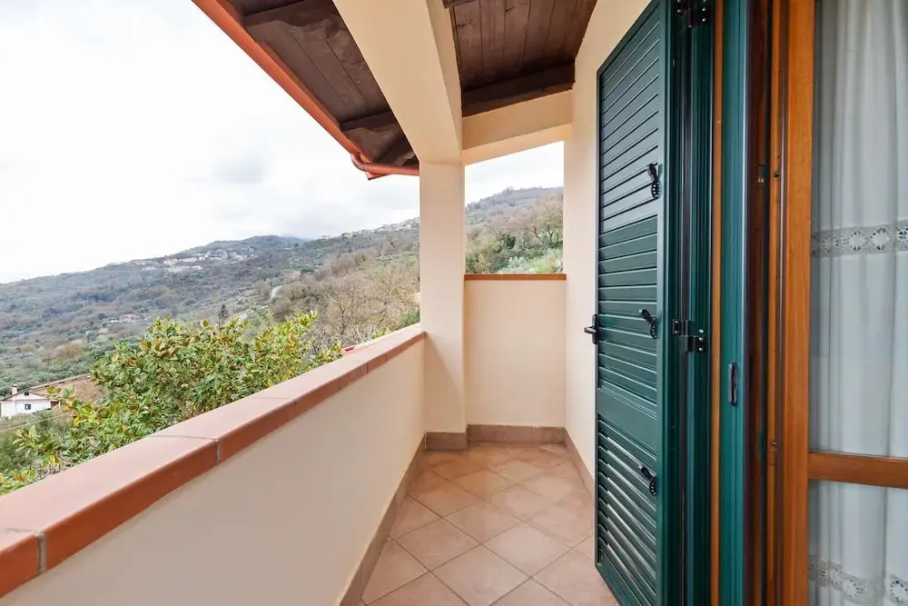 Villa in San Mango with Pool and Hot Tub