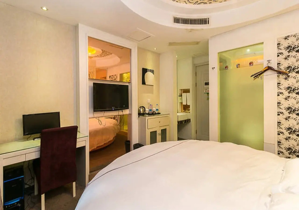 Tianhong Hotel
