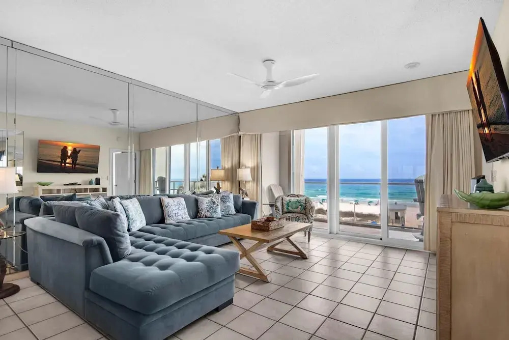 Sterling Sands 209