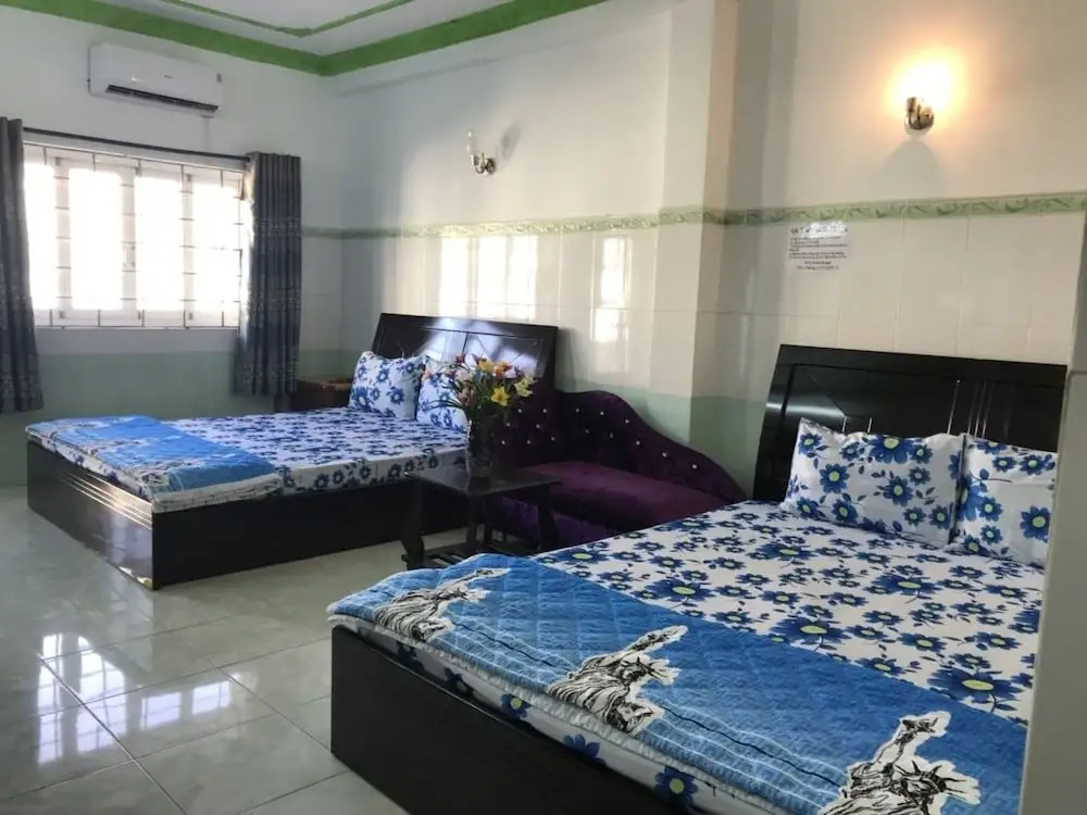 Trí Thông Hotel