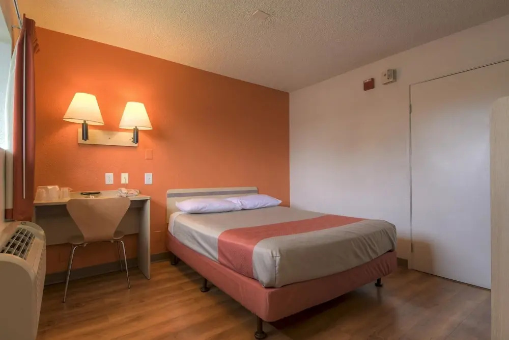 Motel 6 Los Angeles - Baldwin Park