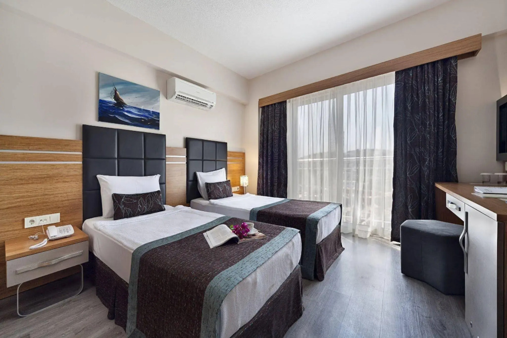 Golden Age Hotel Yalıkavak Bodrum