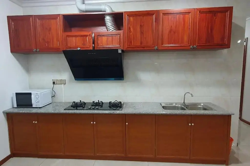 Exquisite 3-Bedroom Unit With Free Parking.