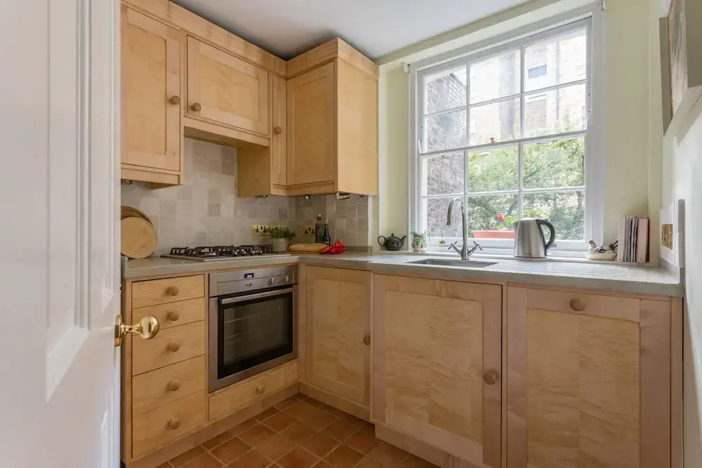 Stylish Flat Close To Victoria Station