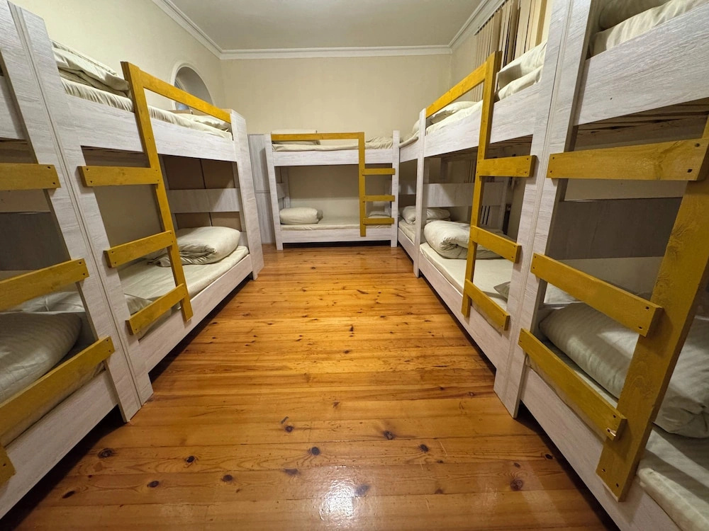 Hostel Caravanserai