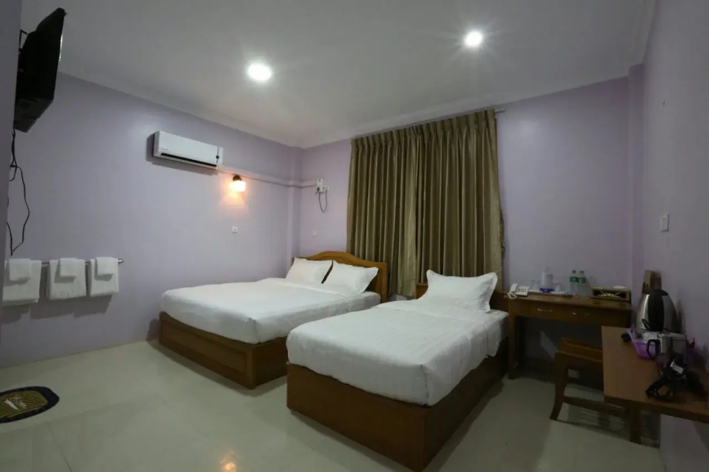 Golden Dragon Hotel