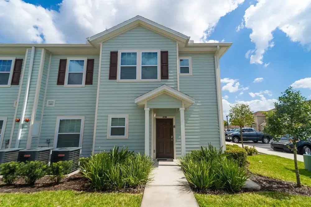 November Special at WL 4 Bed 3 Bath ID: 256178