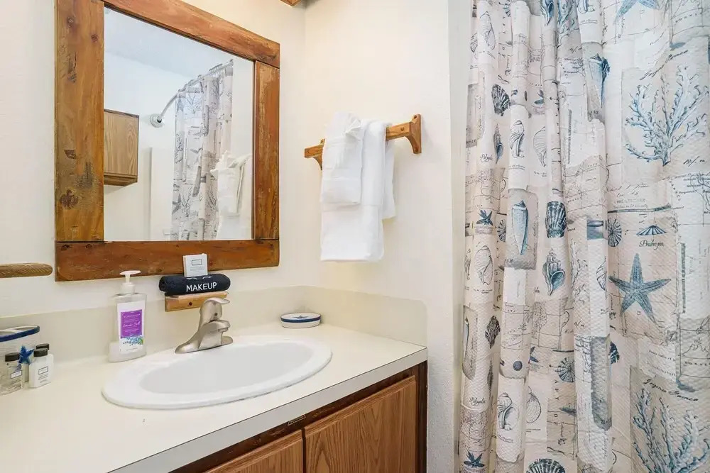 Experience Dolphin Cove Canal House in Freeport