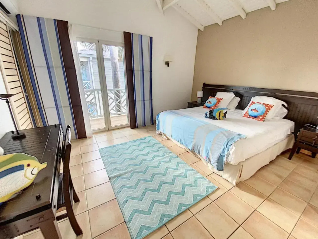 Princess Anouk Beachfront Orient Bay Deluxe 3 BDR