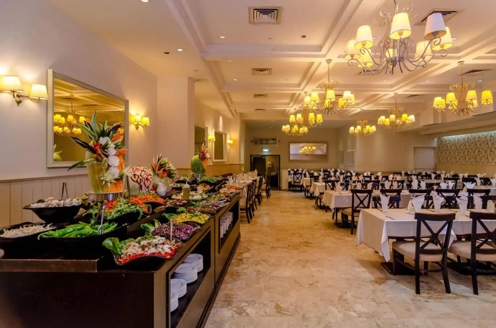 Royal Plaza Hotel