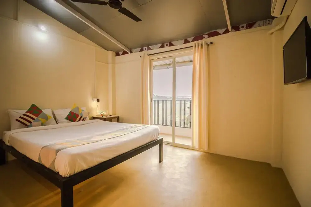 Oyo 17365 Peaceful 1bhk