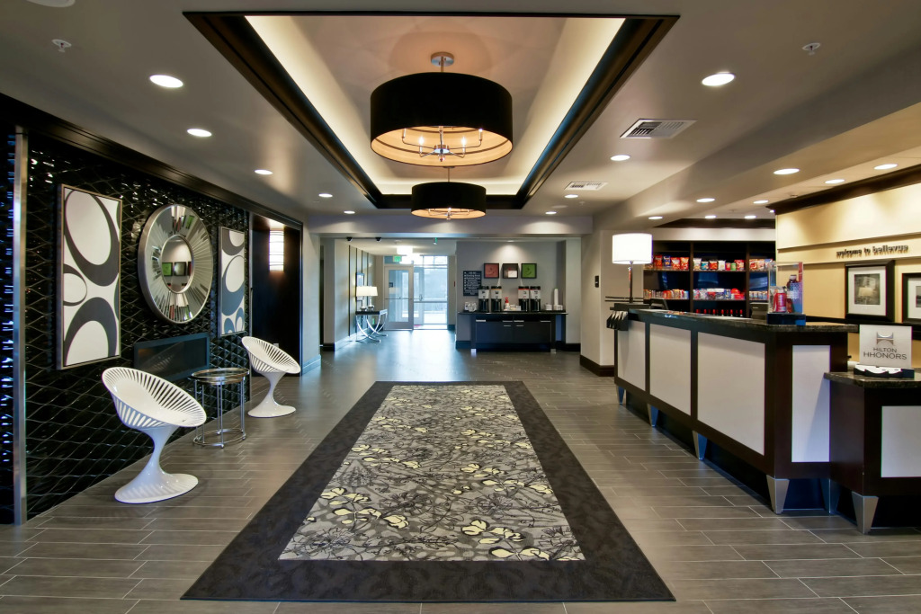 Hampton Inn & Suites Bellevue Downtown/Seattle