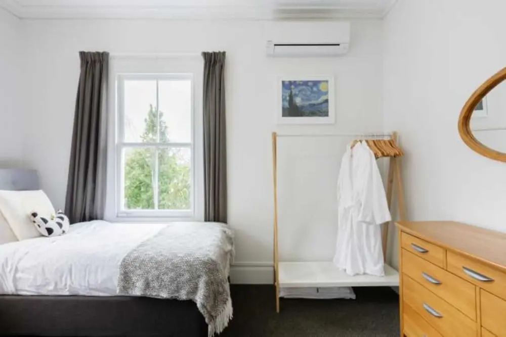 Light-filled Renovated Villa Walk to Ponsonby Road