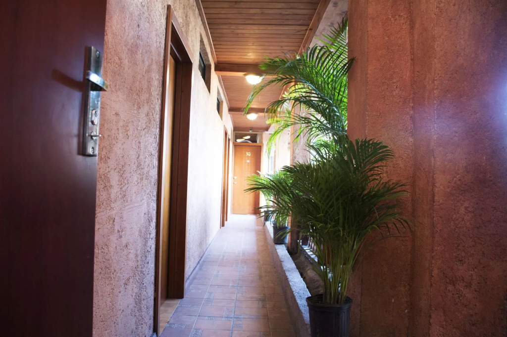 B & B Comfy Inn