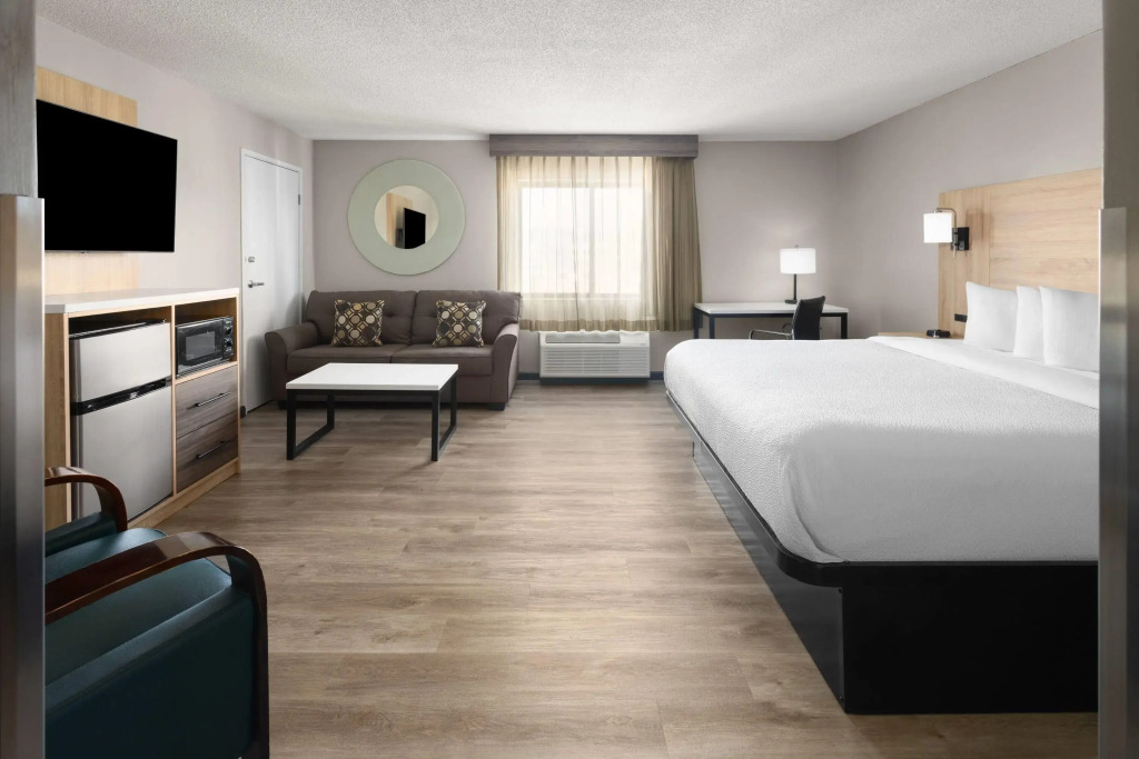 La Quinta by Wyndham Mansfield OH