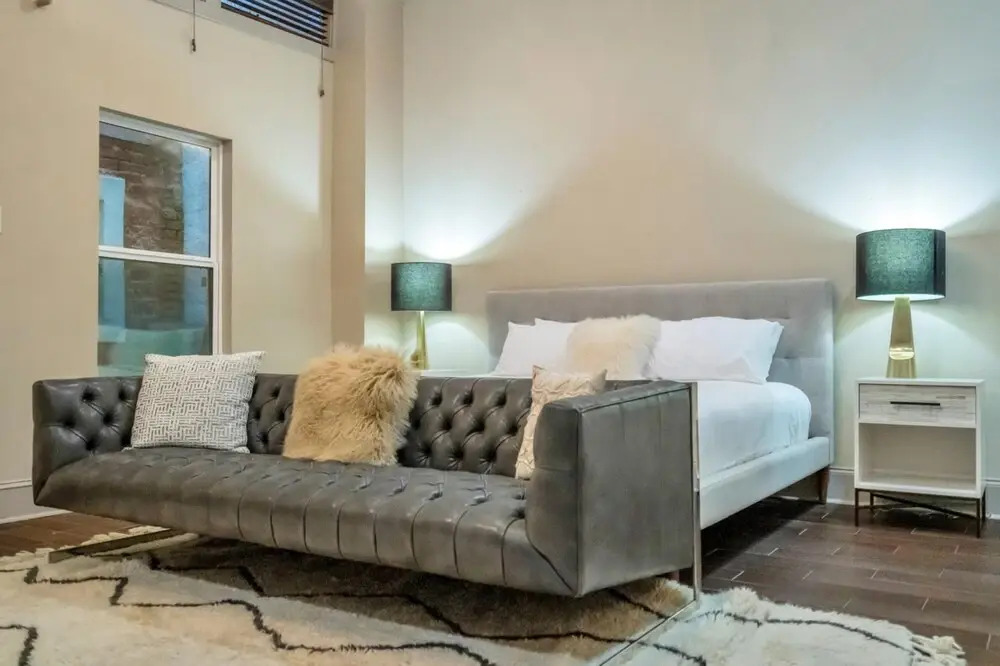 Spacious Sazerac Sanctuary