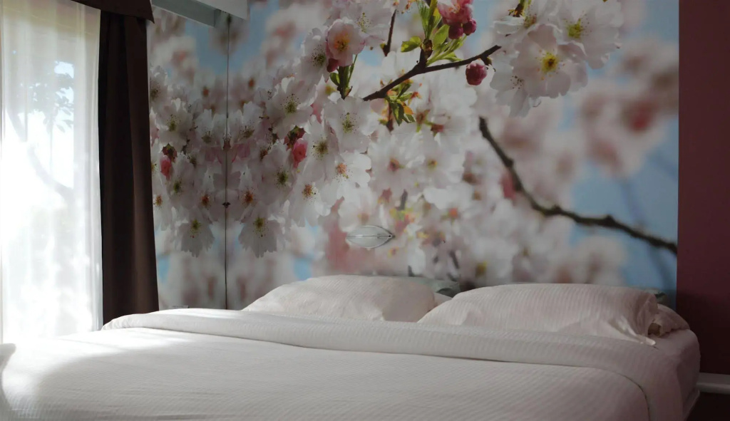 Business Hotel