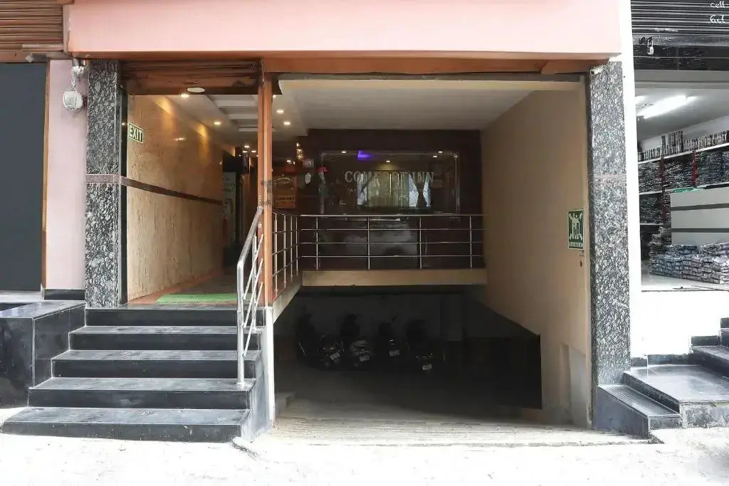Hotel Raj Comfort Inn