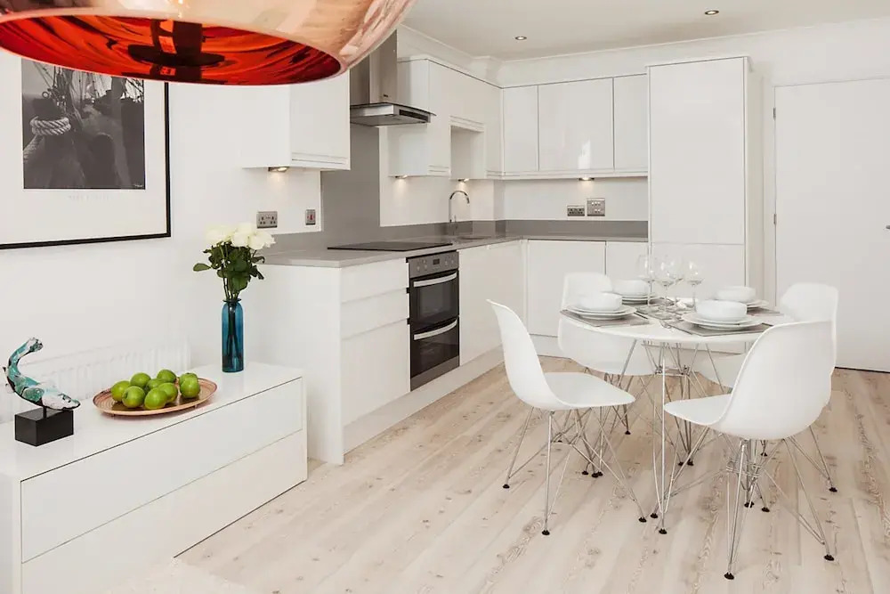 Fantastic Modern 2 Bed Apartment in Shadwell